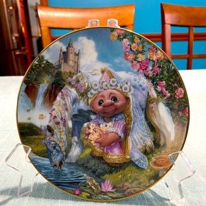 Troll Maiden 6 1/2” decorative plate with stand